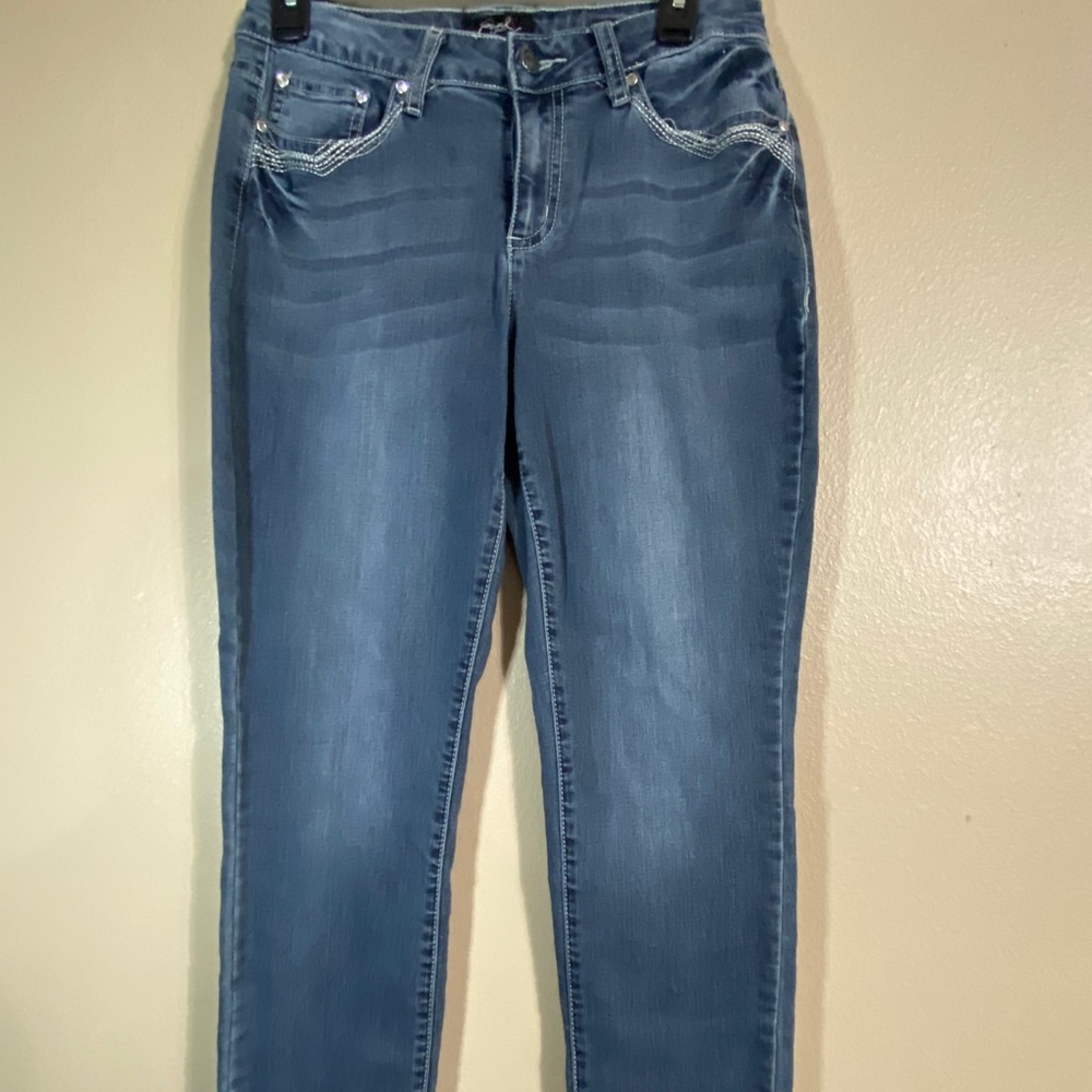 Earl Jeans
